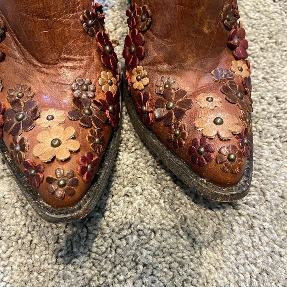 Old Gringo Hippy Dance Boots Burnished Leather 3D Appliquéd Studded Flowers 7.5B - Picture 6 of 16